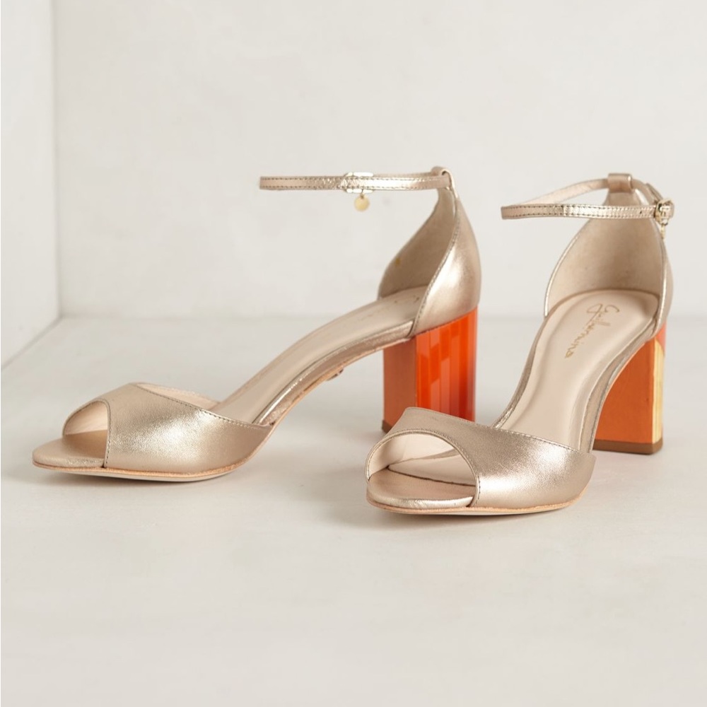 Anthropologie Peep Toe Wood Enamel Heels by Guilhermina US 6 EUR 37